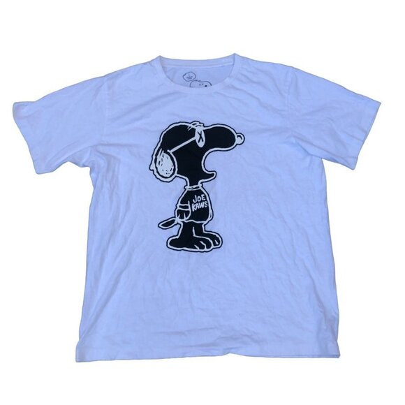Kaws X Uniqlo Joe Cool T Shirt Large - Picture 1 of 2